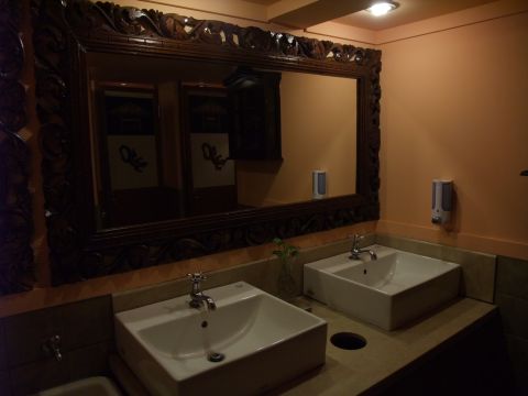 Villa的洗手間, 也是很有感覺的地方噢!!!